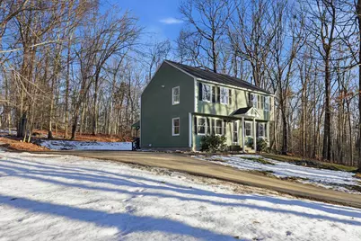 7 Ashley Court, Raymond, NH 03077 - Photo 3