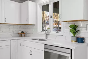 7 Ashley Ct, Raymond, NH 03077 - Photo 5