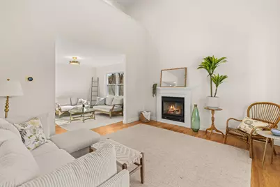 26 Moffat Street, Portsmouth, NH 03801 - Photo 5