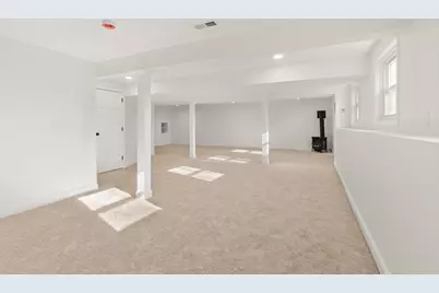 26 Moffat Street, Portsmouth, NH 03801 - Photo 35