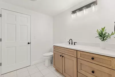 26 Moffat Street, Portsmouth, NH 03801 - Photo 31