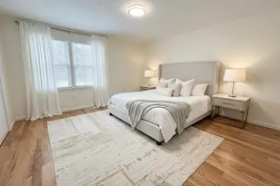 103 Derryfield Ct, Manchester, NH 03104 - Photo 3