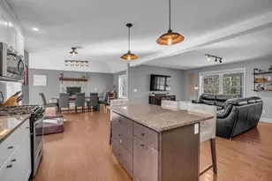 15 Peacock Hill Rd, Weare, NH 03281 - Photo 9