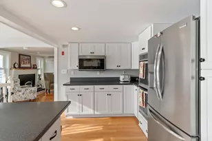 9 Casey Rd, East Kingston, NH 03827 - Photo 5