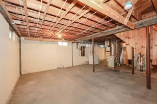 58 Alsace St, Manchester, NH 03102 - Photo 29