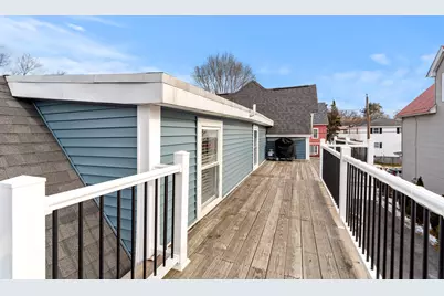 374 Bartlett Street, Manchester, NH 03102 - Photo 19