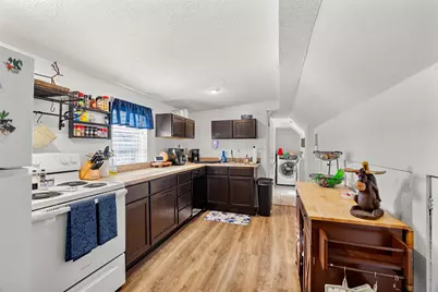 374 Bartlett Street, Manchester, NH 03102 - Photo 7