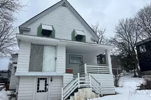 86 Elm St, Berlin, NH 03570 - Photo 43
