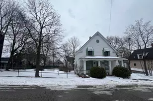 86 Elm St, Berlin, NH 03570 - Photo 5