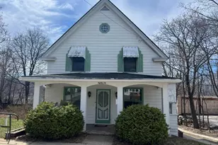 86 Elm St, Berlin, NH 03570 - Photo 7