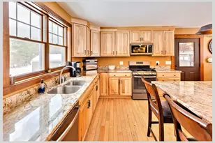 8 Country Ln, Hebron, NH 03241 - Photo 15