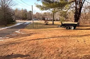 41 Main St, Plaistow, NH 03865 - Photo 3