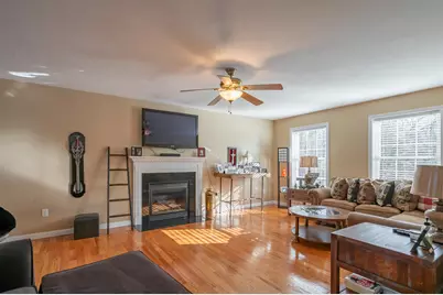 43 Lampton Drive, Derry, NH 03308 - Photo 7