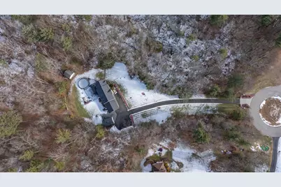 43 Lampton Drive, Derry, NH 03308 - Photo 5