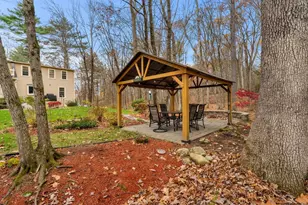 26 Meadowcrest Dr, Bedford, NH 03110 - Photo 37