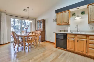 6 Dogwood Ct, Atkinson, NH 03811 - Photo 9