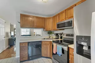 107 Bartemus Trail, Nashua, NH 03063 - Photo 13