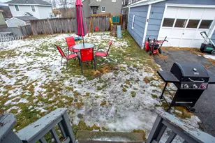 15 Whitten St, Allenstown, NH 03275 - Photo 3