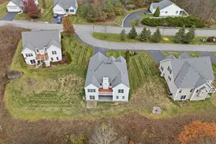 10 Dewberry Ln, Hooksett, NH 03106 - Photo 7