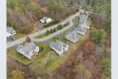 10 Dewberry Lane, Hooksett, NH 03106 - Photo 9