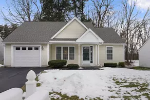 47 Lexington Ct, Hudson, NH 03051 - Photo 1