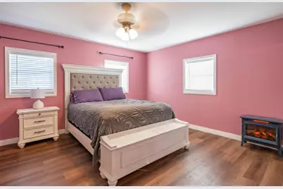 706 Western Avenue, Henniker, NH 03242 - Photo 17