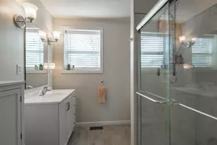 706 Western Ave, Henniker, NH 03242 - Photo 23