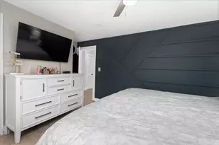 11 Lincoln St, Manchester, NH 03103 - Photo 11