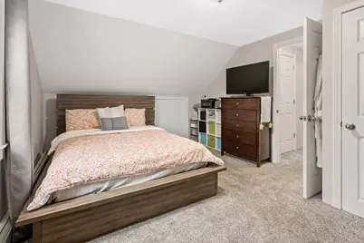 11 Lincoln Street, Manchester, NH 03103 - Photo 17