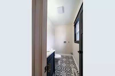 36B Courtland Street, Nashua, NH 03064 - Photo 17