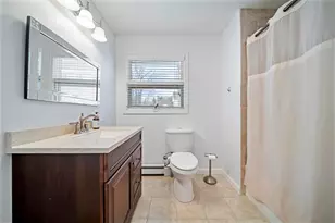 12 Poplar St, Manchester, NH 03104 - Photo 13