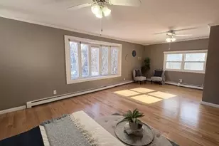 12 Poplar St, Manchester, NH 03104 - Photo 17