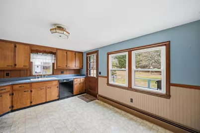 275 Main Street, Plaistow, NH 03865 - Photo 11