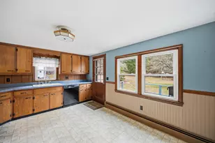 275 Main St, Plaistow, NH 03865 - Photo 11