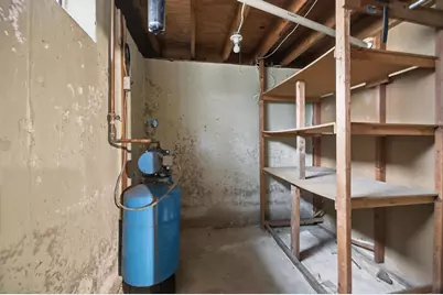 275 Main Street, Plaistow, NH 03865 - Photo 29