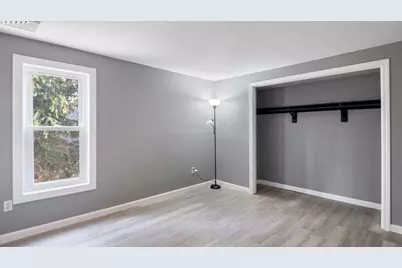 48 Redfield Circle, Derry, NH 03038 - Photo 17