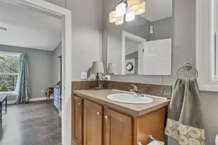 27 Hillside Dr, Allenstown, NH 03275 - Photo 25