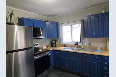 6 Curtis Street, Springfield, VT 05156 - Photo 9