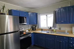 6 Curtis St, Springfield, VT 05156 - Photo 9