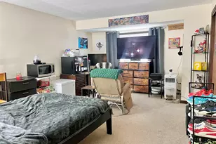 206 Calef Rd, Manchester, NH 03103 - Photo 7