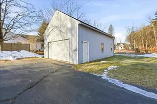 30 Perkins St, Milford, NH 03055 - Photo 37