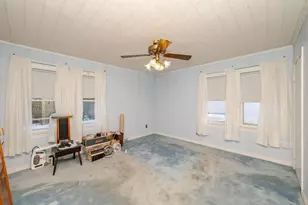 731 Hilldale Ave, Haverhill, MA 01832 - Photo 3