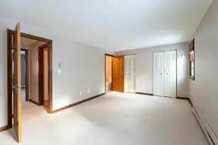 22 Olde Country Village Rd, Londonderry, NH 03053 - Photo 29