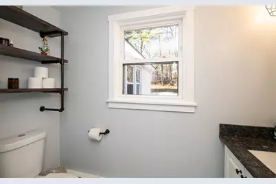 121 Hampstead Road, Sandown, NH 03873 - Photo 31