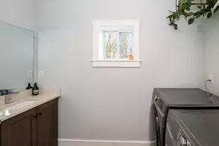 121 Hampstead Rd, Sandown, NH 03873 - Photo 29