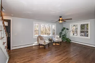 121 Hampstead Rd, Sandown, NH 03873 - Photo 15