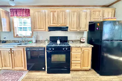 62 Mobile Drive, Hudson, NH 03051 - Photo 15