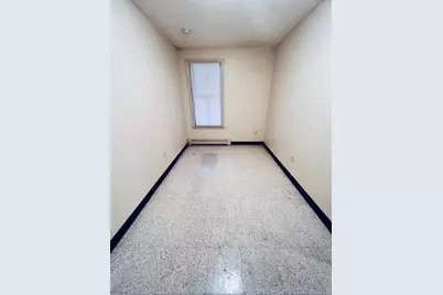 194 Spruce Street, Manchester, NH 03103 - Photo 11