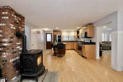 70 Hillside Drive, Henniker, NH 03242 - Photo 7