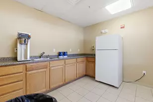 48 Cooper Memorial Dr, Lincoln, NH 03251 - Photo 33